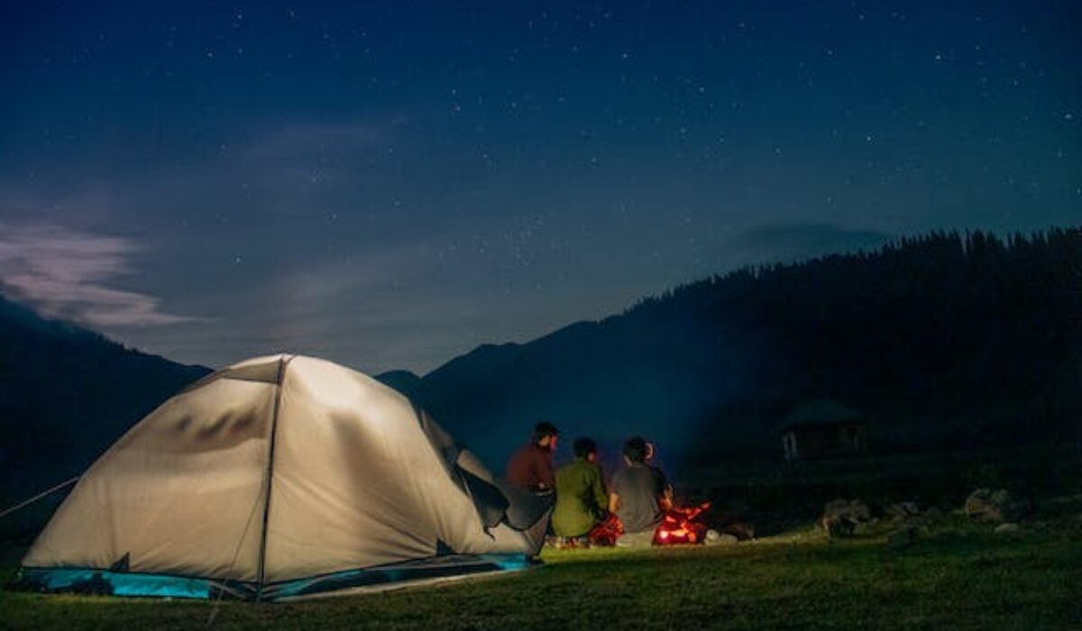 Backpacking Tent vs Camping Tent: Choose Your Shelter ✨