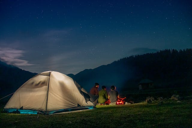 You are currently viewing Backpacking Tent vs Camping Tent: Choose Your Shelter ✨