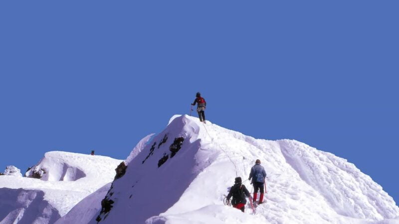 What is Unparalleled Hiking? Your Wildest Trail Dreams, Redefined.