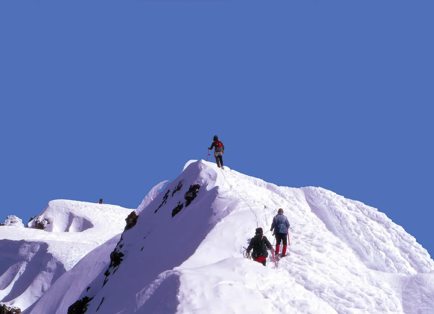 You are currently viewing What is Unparalleled Hiking? Your Wildest Trail Dreams, Redefined.