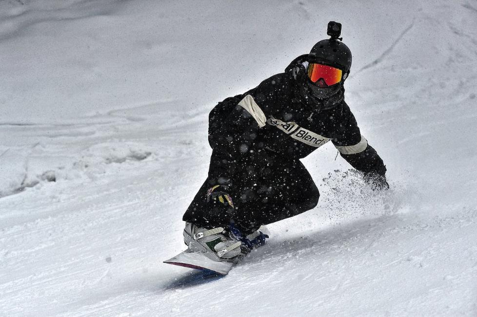 Snowboarding helmet