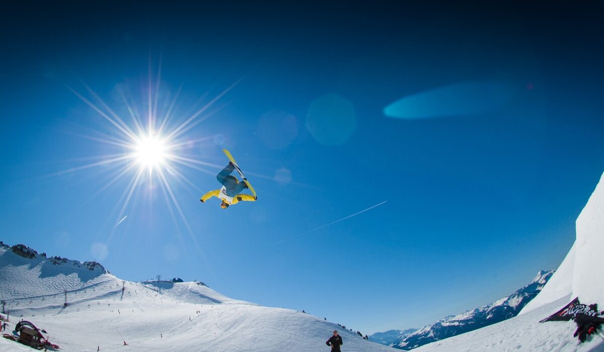 big air snowboarding. splitboard vs snowboard