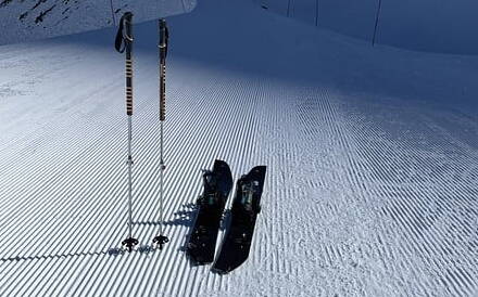 splitboard-skiing. Splitboard vs snowboard
