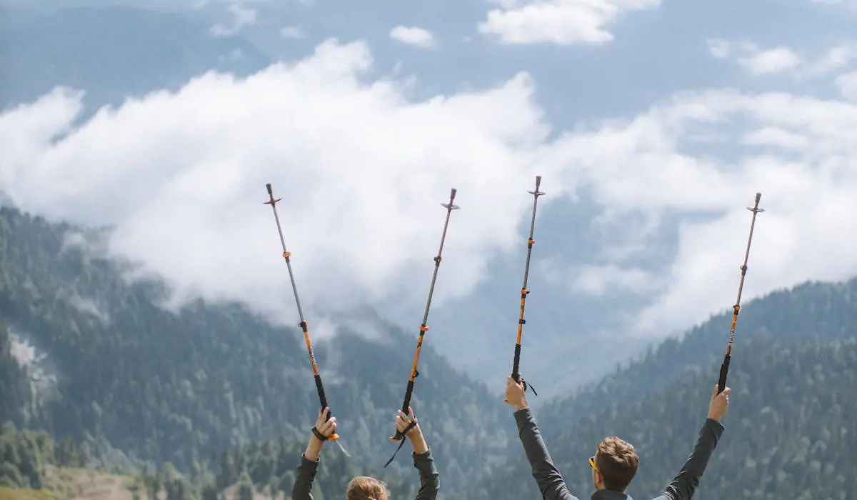 You are currently viewing Can You Bring Hiking Poles on a Plane? Get answers