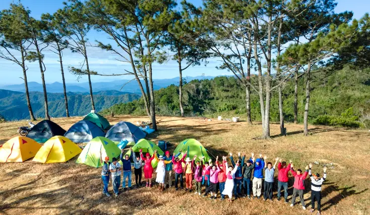 camping with friends which relieve stress