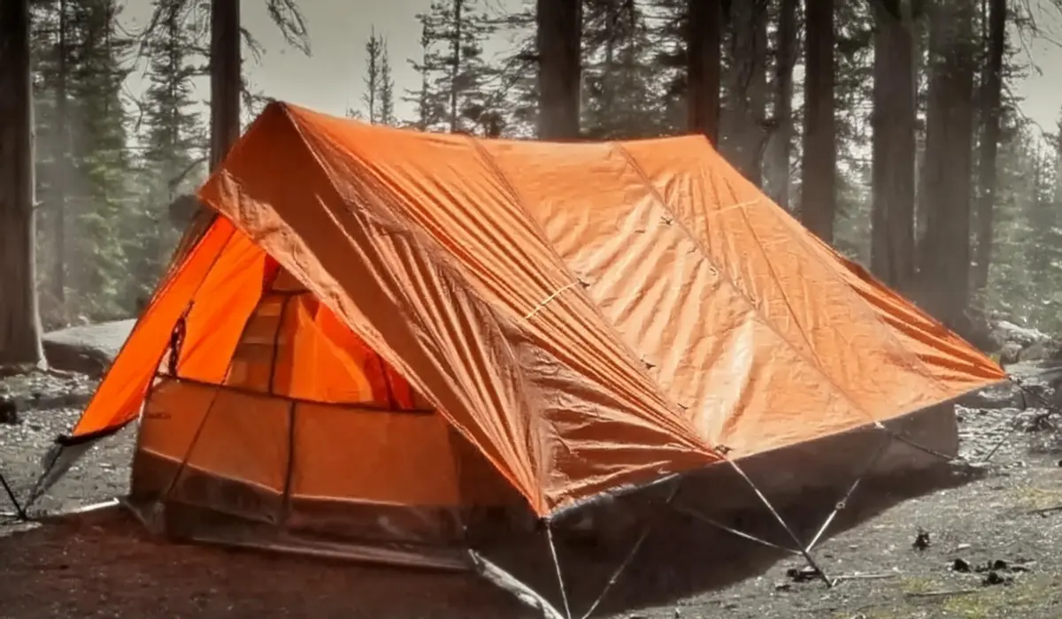 Polycotton tent orange.